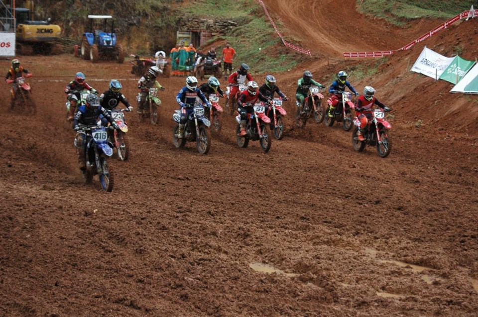 Baixo Guandu recebe a 5.ª etapa do Campeonato Capixaba de Motocross e  Supercross – PMBG